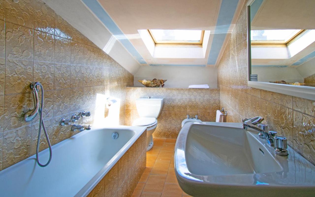Hotel Luciana Marina di Massa Extérieur photo